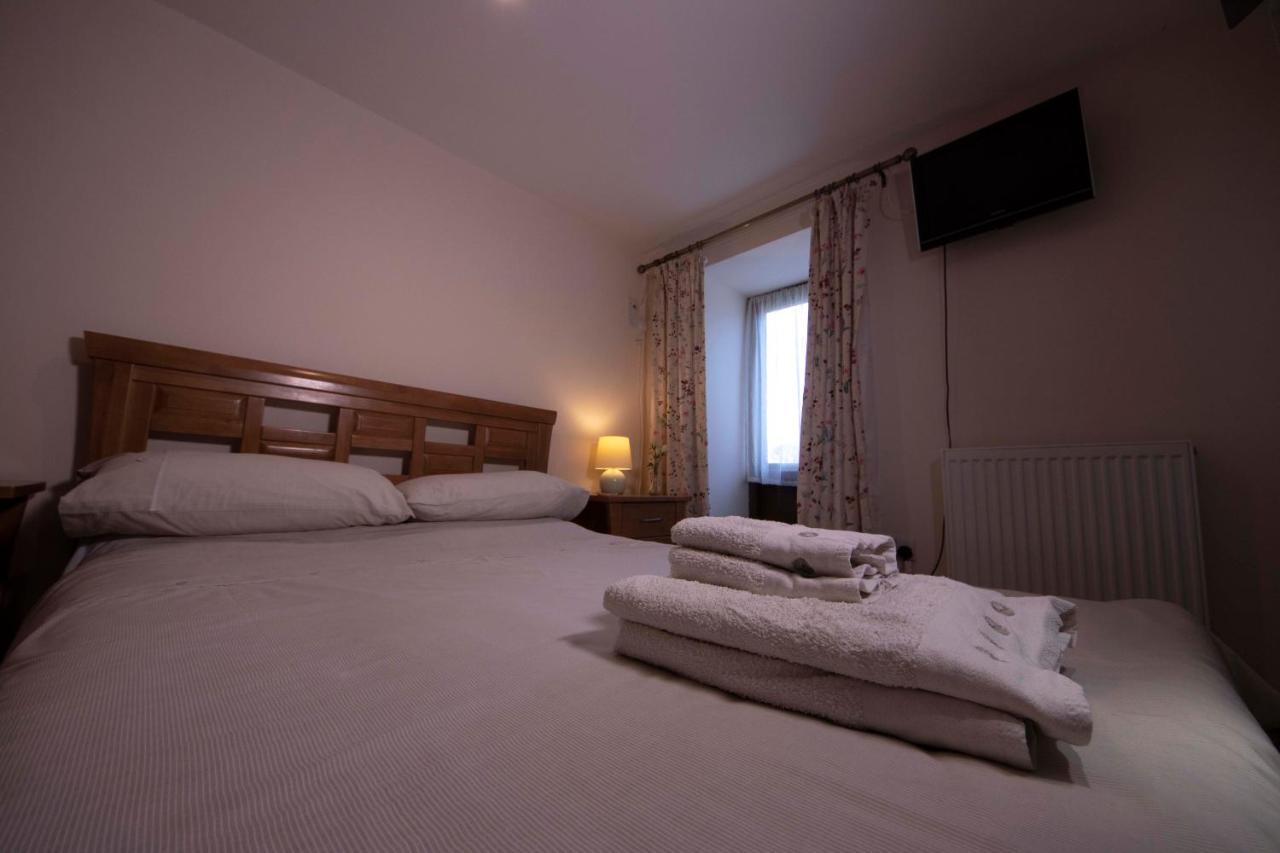 Polhilsa Farm Bed and Breakfast Callington Εξωτερικό φωτογραφία
