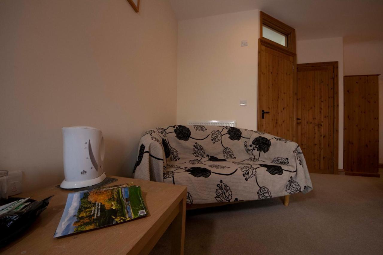 Polhilsa Farm Bed and Breakfast Callington Εξωτερικό φωτογραφία