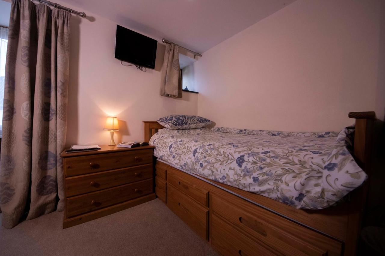 Polhilsa Farm Bed and Breakfast Callington Εξωτερικό φωτογραφία